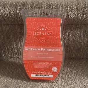 BRICK Scentsy Red Pear & Pomegranate Brick